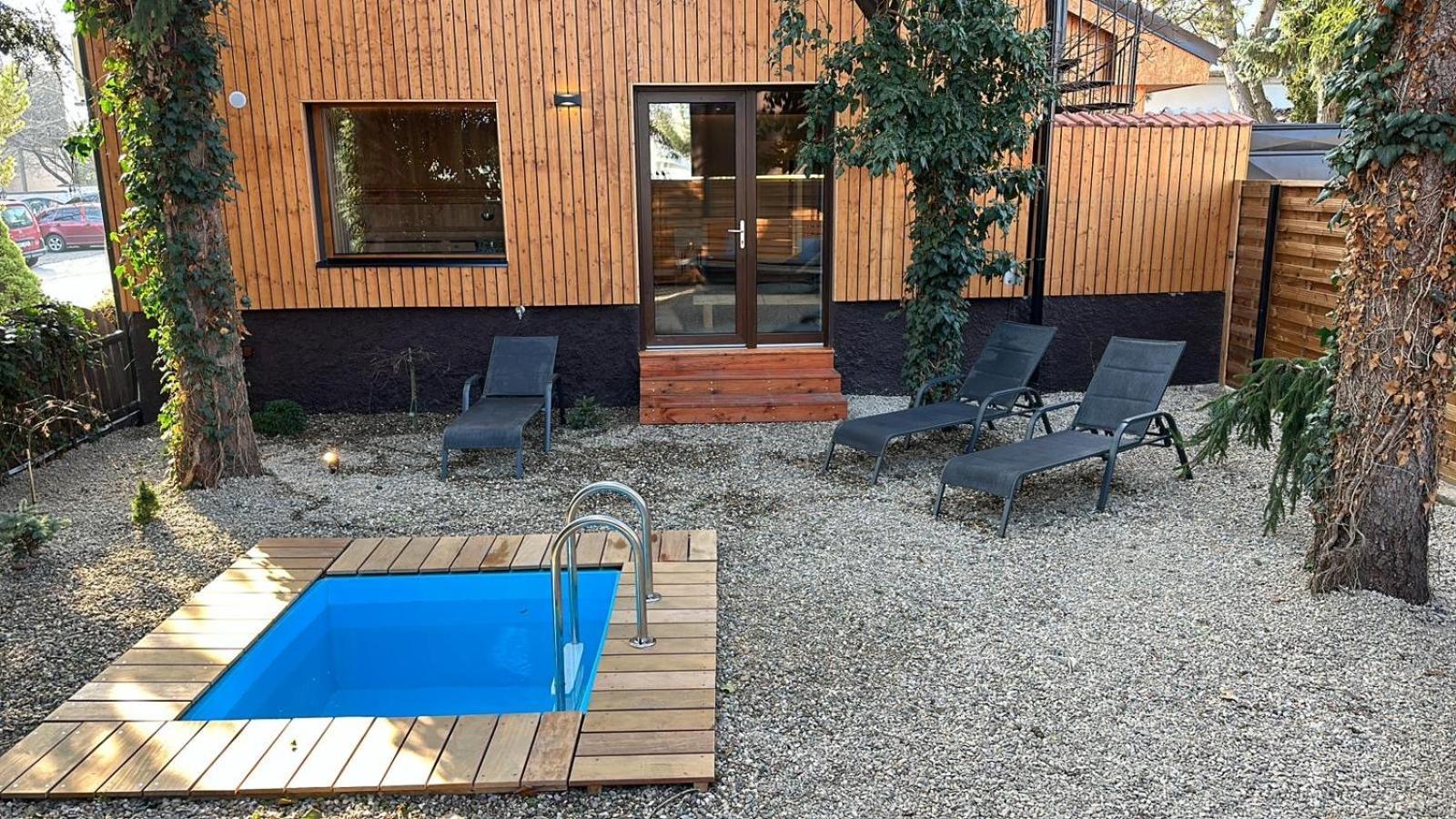 Golden Golem Hotel & Spa Prag Exteriör bild